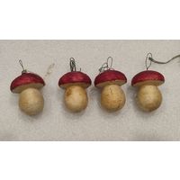 Игрушка елочная Гриб Вата