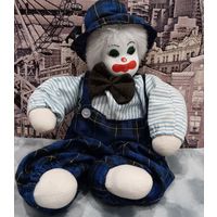Кукла Клоун. 30 см. Тело мягкое, голова - фарфоровая.
