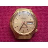 Часы ЛУЧ электронно-механические. Механизм 3055. СССР. Позолота AU 5.