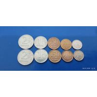 Сборный лот  2 рубля,1 рубль,50 копеек,10 копеек и 1 копейка ММД и СПМД Россия 1999 год (Состояние на фото)