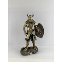 Викинг статуэтка