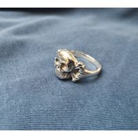 Кольцо с черепом на WW2. Копия.