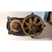 Двигатель с редуктором. 220 В
