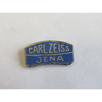 Знак. Значок. Фрачник. "Carl Zeiss AG". Немецкая компания, оптика. Карл Цейс. Германия. Ретро СССР. м