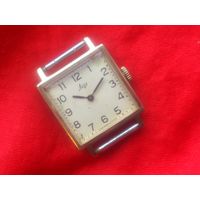 Часы ЛУЧ 1800 из СССР 1980-х , ПОЗОЛОТА, в ДОСТОЙНОМ СОСТОЯНИИ