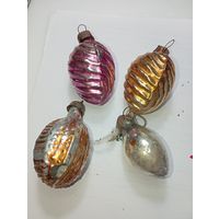 Ёлочная игрушка  , СССР . Шишки и орехи .