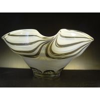 Конфетница стекольный завод Неман БССР гутная техника