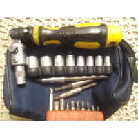 Отвертка немецкая реверсивная переломная с битами и торц.ключами.