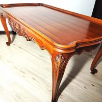 Журнальный столик.