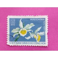 Вьетнам. Цветы. ( 1 марка ). 1-11.