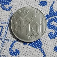 10 марок(1990г)"Первомай-Международной солидарности трудящихся".ГДР.