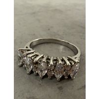 Перстень СЕРЕБРО 925 пр.  19 р-р  (23)    Распродажа коллекции!!!