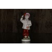 Фарфоровая статуэтка "На парад" ЗХК