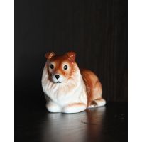 Фарфоровая статуэтка "Собачка".