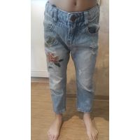 Клевые джинсы Mango на рост 104-110 см. Длина 58, ПОталии тянется 25-28 см, шаговый 38 см