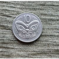 Werty71 Новая Зеландия 10 центов 1982 бабочка молодой портрет королевы