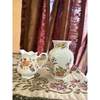Ваза и сливочник коллекция Бабочки  Aynsley Англия фарфор цена за 2