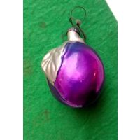 Ёлочная игрушка  Слива. 50-х годов. Не частая ,каталожная. С рубля.