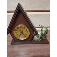 Часы с с собачкой