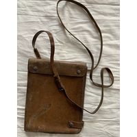 Стандартных размеров отличного сохрана пданшетка из немецкой трофейной кожи-репарация!