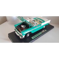 Модель 1:18 Road Signature 1956 Chevrolet Bel Air