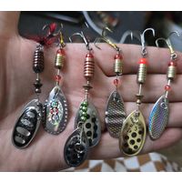 Блесны вертушки на окуня, форель, голавля, щуку,судака