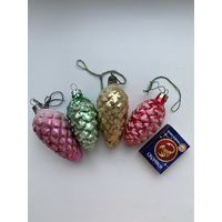 Елочные игрушки Шишки.
