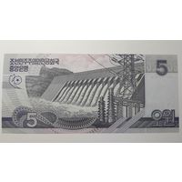КНДР, 5 вон 2002 г. UNC.