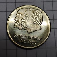 Германия медаль посвящённая 125 -летию слияния компании Даймлер-Бенц. 2011года.