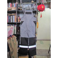 Полукомбинезон рабочий. Размер на фото.