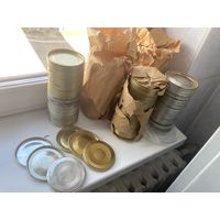 Крышка закаточная из бабушкиной антресоли .5 пачек одним лотом