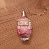 Ёлочная игрушка не частая