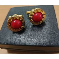 Запонки, позолоченные с футляром. Времен СССР