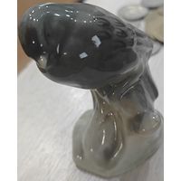 Антикварная фарфоровая статуэтка - Снегирь. Минский Фарфоровый Завод. 50-ые годы. Состояние Люкс.