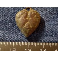 Старинный пустотелый медальон -"Сердце"