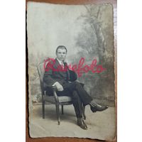 1920-е Открыточный формат межвоенная Польша пану Олехновичу на память типаж ретро студийное фото