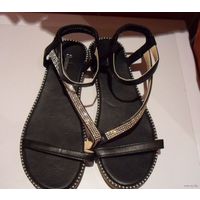 Босоножки 38 размер, новые