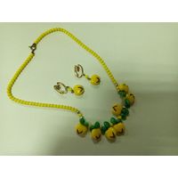 Комплект украшений,серьги+бусы, стекло