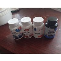 Баночки из под витамин  цена за все