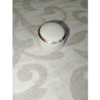 Крышечка от солонки СССР? Фарфоровый колпачек