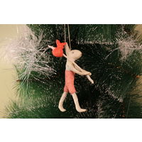 Ёлочная игрушка папье-маше, "Заяц с котомкой".