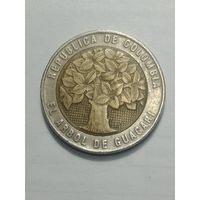 Колумбия 500 песо 2011 года .
