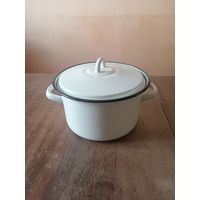 Кастрюля эмалированная