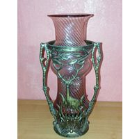 Ваза в металлической подставке .Винтаж .