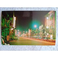 Сингапур. Ночная сцена на Норт-Бридж-Роуд