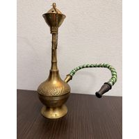 Миниатюрный  кальян (шиша), выполненный из латуни.