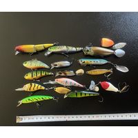 Воблеры 17 шт + мелочевка