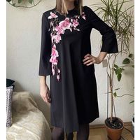 Платье новое Anne Klein c вышивкой