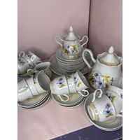 Сервиз Добруш на 12 персон ,39 предметов