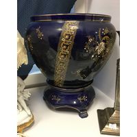 Большое кашпо с подставкой